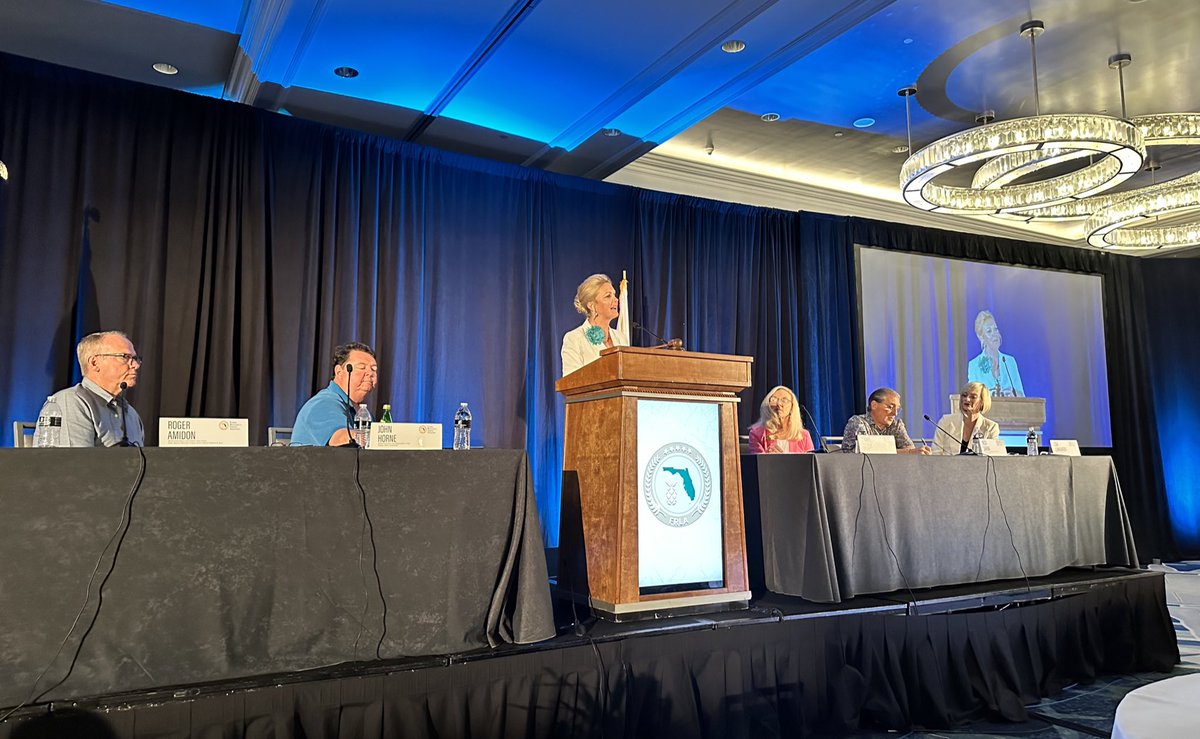 FRLAnews's tweet photo. Today, FRLA Board Members learned about important regulatory updates from DBPR Secretary @melaniesgriffin during our Summer Board Meeting. This invaluable information will keep the #FLhospitality industry running smoothly. Thank you for joining us today, Sec. Griffin! https://t.co/QhQgfqBDXB