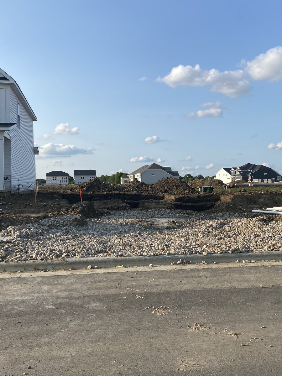 DrMquinn08's tweet image. Loading….#comingfall2023 #welcomehome #sugarfarms #pultehomes