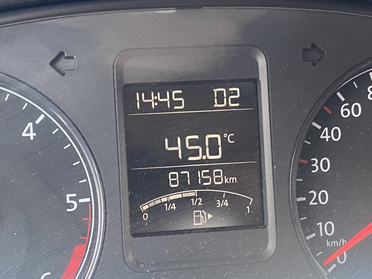 luisfer_18's tweet photo. Es oficial, hace más calor que el año pasado. No me estoy poniendo viejo 😂 https://t.co/GDaQjupXET