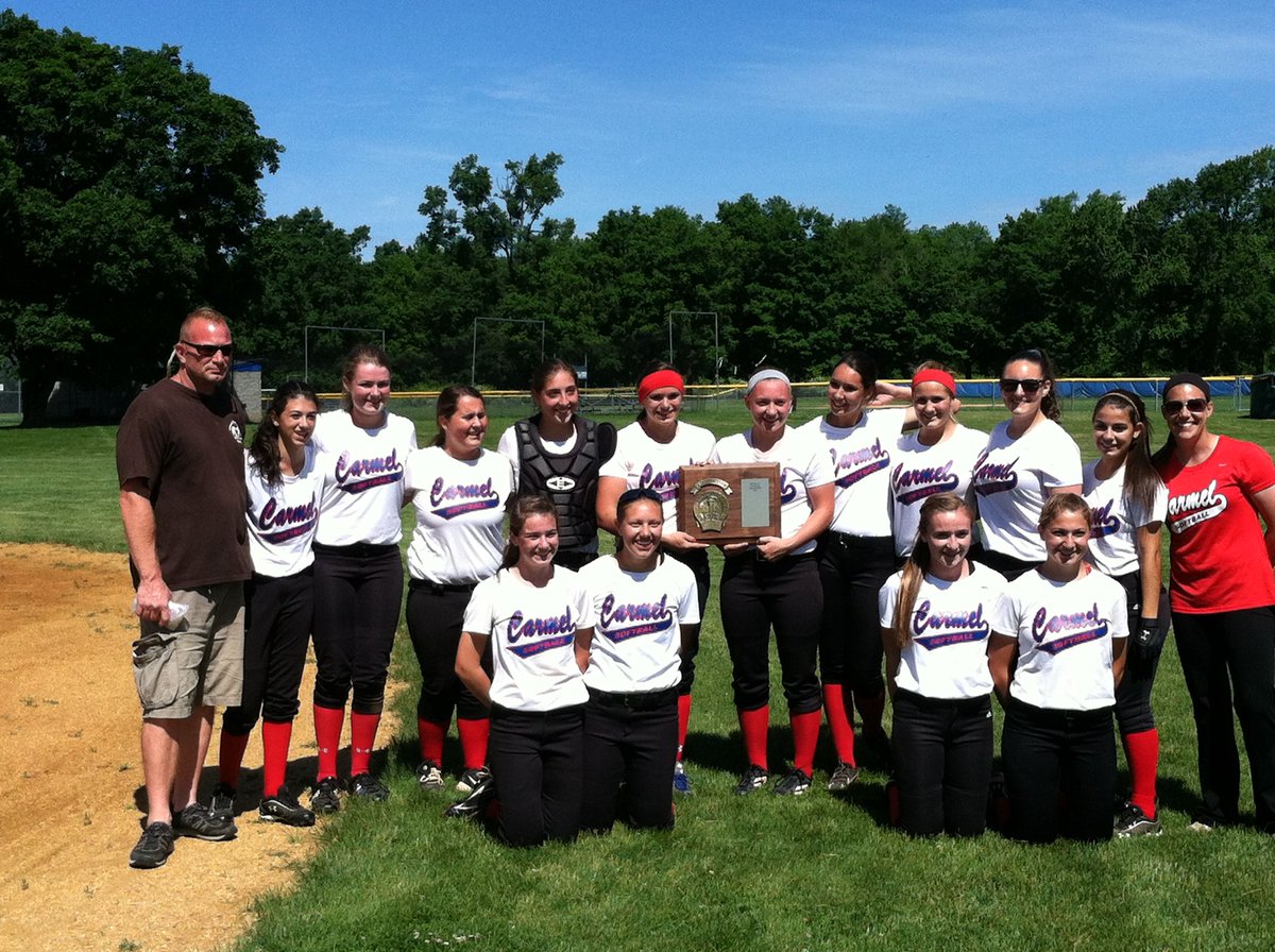 In honor of #WorldSoftballWeek… here’s an early Throwback to the 2013 section 1 finals #lohudsoftball 

Who remembers what happened on this day?!