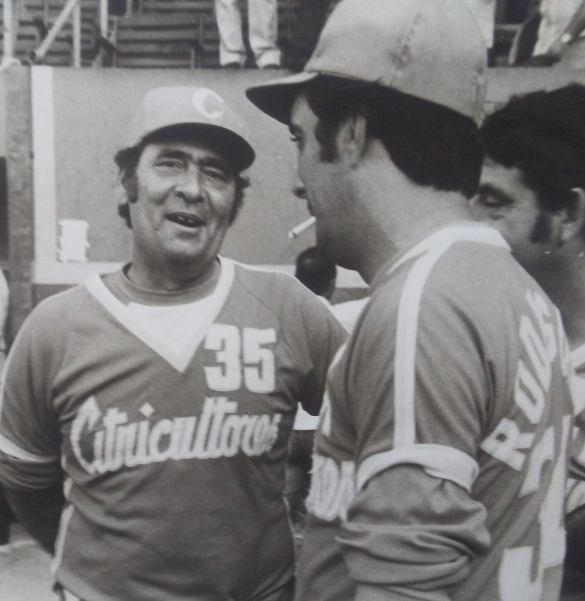 Falleció Tomás Soto, figura icónica del #BeisbolCubano. Nuestras condolencias para familiares y amigos de quien fuera fundador de nuestras series nacionales, en la que se tituló jugador y director.