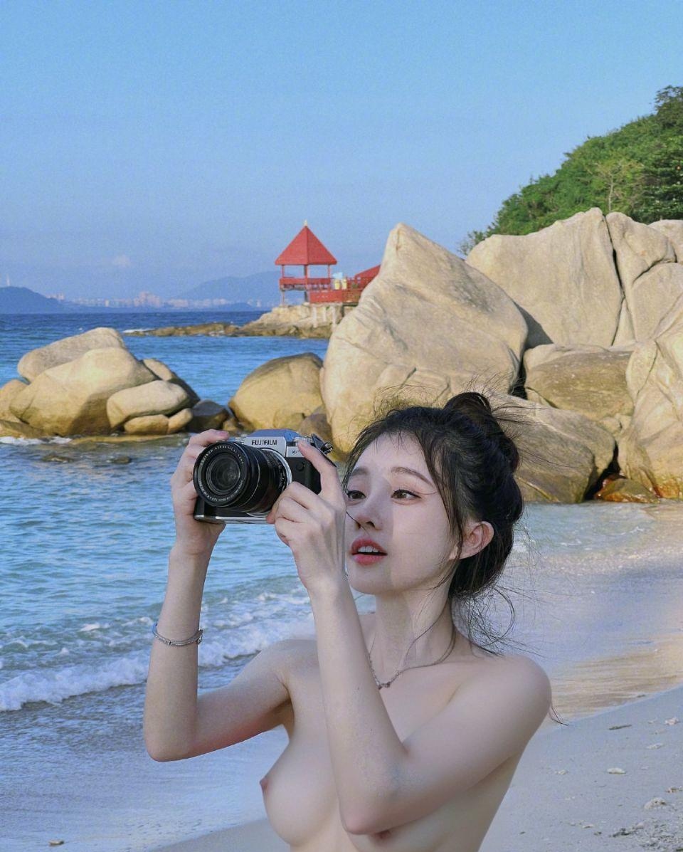 LinShenLuYinXi's tweet photo. 冯提莫 https://t.co/disQrw6awf