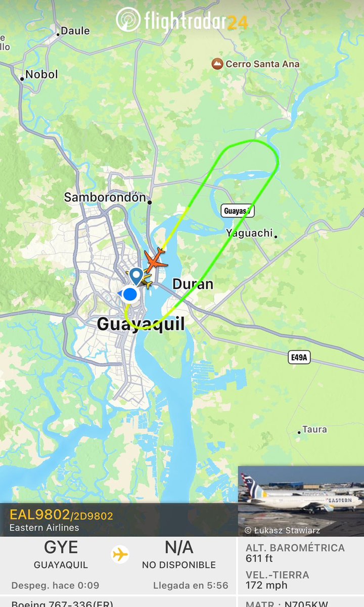 CarlosVerareal's tweet photo. Avión de Eastern Guayaquil- Miami despega y se impacta con aves. Retorna enseguida y declara emergencia hace pocos minutos… https://t.co/ZpZ1gKKqeH