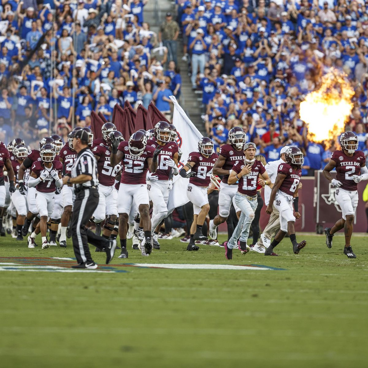 jd_lafleur's tweet photo. After a great camp I am blessed to receive an offer from Texas A&amp;M! #GigEm @CoachColey @DavidBowenTAMU @AggieFootball @CoachGueringer https://t.co/u9MullNg93
