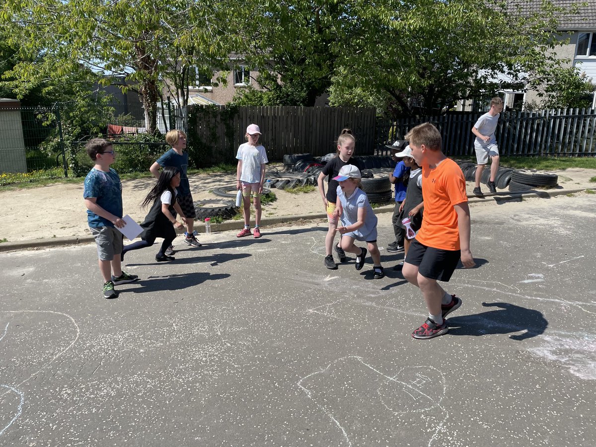 mrs_mcbirnie's tweet photo. Thank you so much P6 for teaching us some playground games. P2 give you 10/10! ⁦@standrewsFCRC⁩ ⁦@st_andrews_pc⁩ ⁦@MissKellyFCRC⁩ https://t.co/ox1I67MwHL