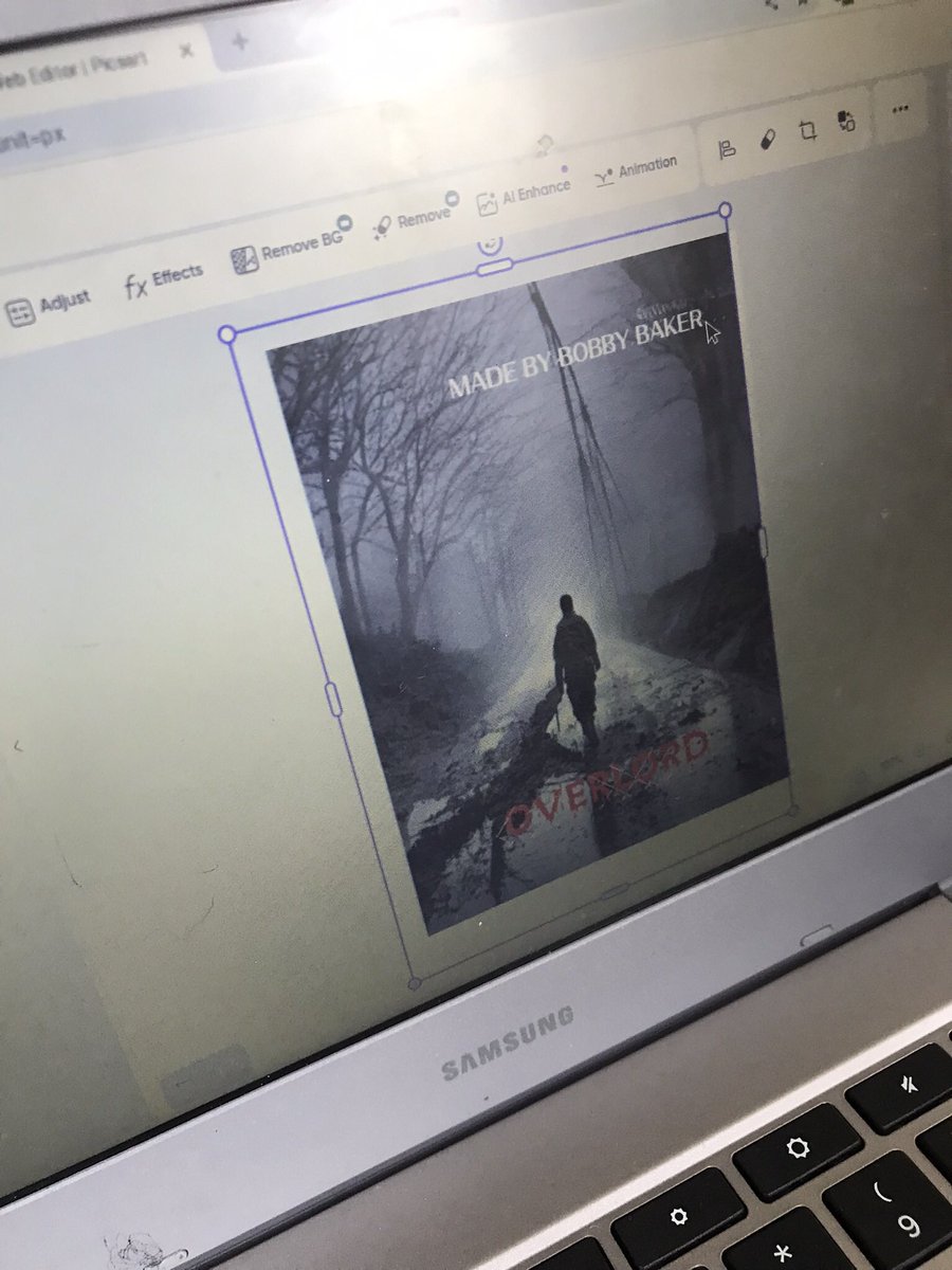 yr5palmtree's tweet photo. Palm experimented with different programs to create an initial draft of their war film poster @WoodhillSch https://t.co/rYytfxiQdG