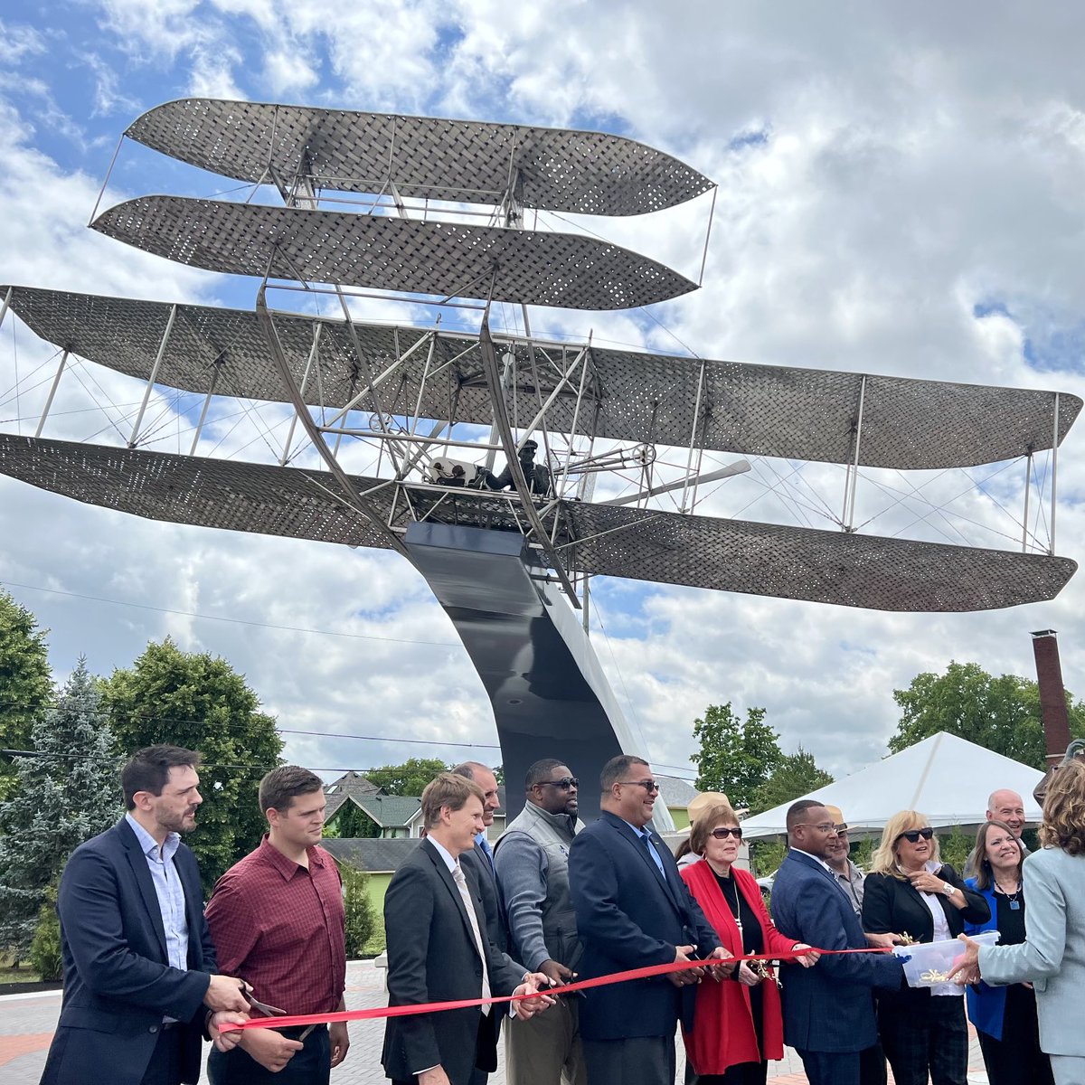 Amy Ferch Walbridge tweet media