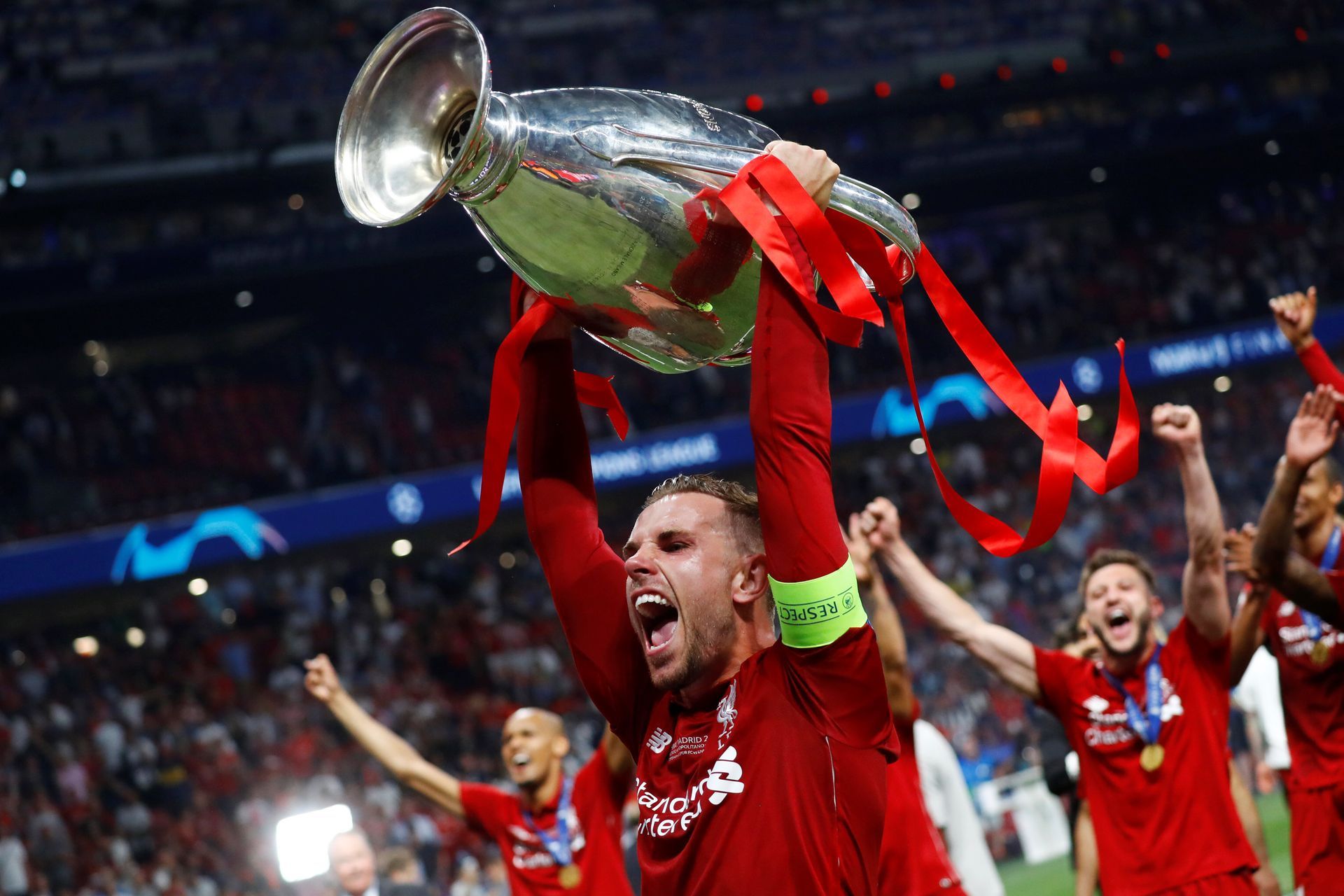 Happy birthday to Liverpool legend Jordan Henderson, who turns 33 today.        