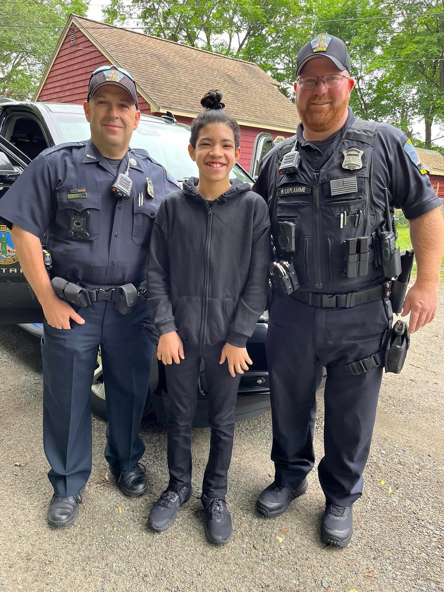 MethuenPolice's tweet image. Congratulations Javid! Javid won a ride to school in a police cruiser as part of a #Methuen Community Studios Music Bingo prize. Officers Brandon Laflamme and Mark Aiello picked him up, brought him to Dunks for breakfast, and drove him to school, in style.