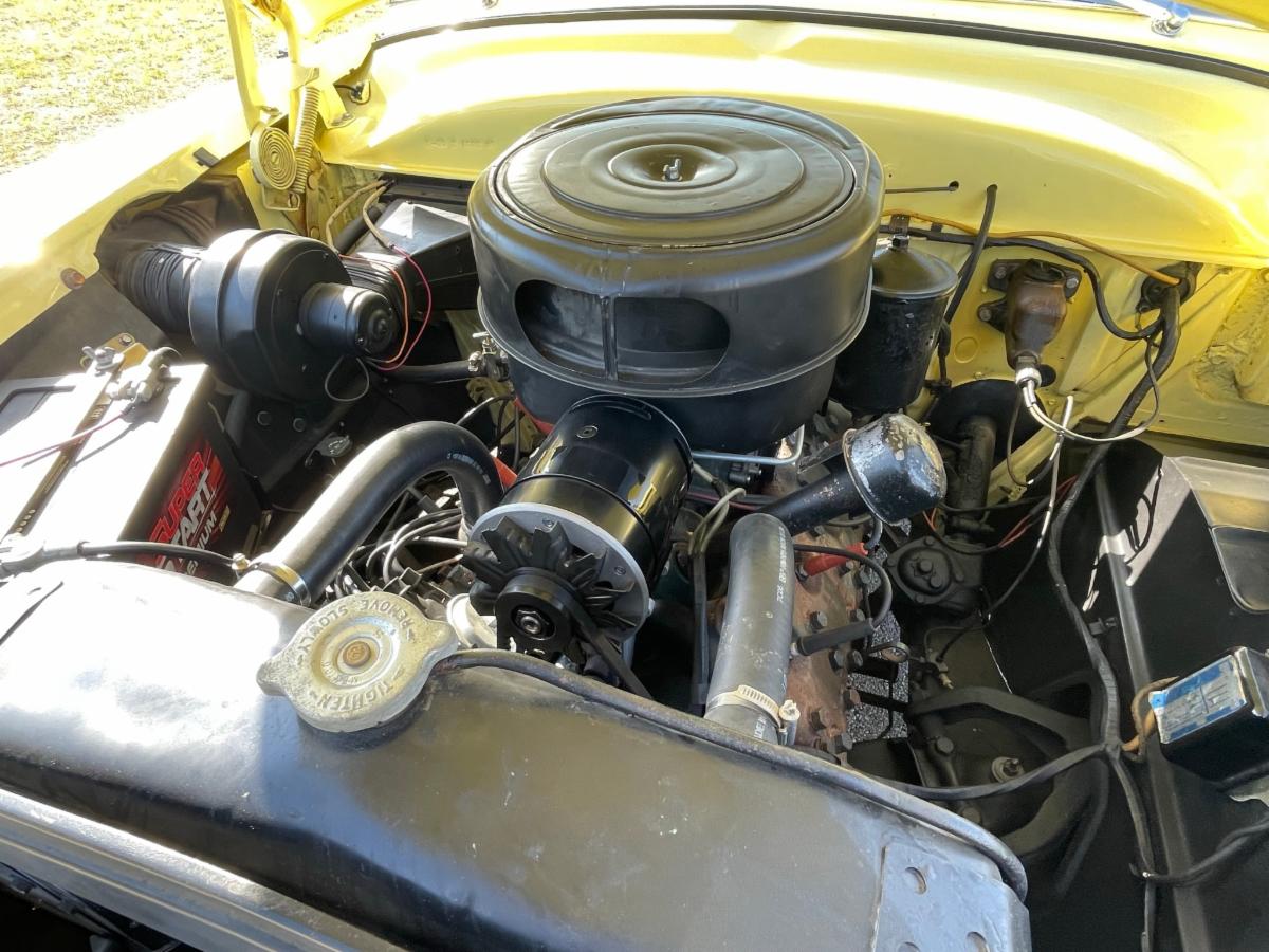 kruseclassics's tweet photo. NO RESERVE! LOT #DKC23-053 1953 Mercury Monterey
* bid here: https://t.co/fZDu1aKS88
* 255.4ci V-8 Engine with 125hp
* Merc-O-Matic Transmission
* Tachometer
* Power Top
* Dual Exhaust
* Fender Skirts https://t.co/49NwDl4q7a