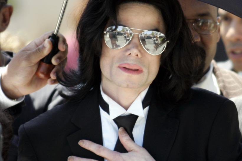 mjjyoNAKANO's tweet photo. @MJJRepository #DonSneddon #Bashit
Thomas W. Sneddon Jr. & Martin Henry Bashir should has been put in jail for the honor of Michael Jackson and of the american justice on #TheVictoryDay
The world must apologize to Michael Jackson. https://t.co/qBNNWRgTd6