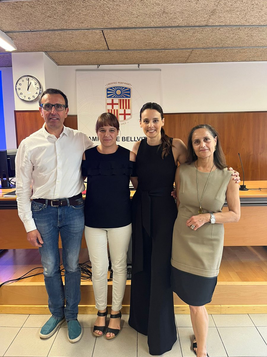 sonia__sevilla's tweet photo. Avui celebrem una Doctora Infermera mes a Catalunya. La Dra @bibianaros ha fet una excel·lent presentació de l’aportació i impacte de la Infermera d’anestesia a la qualitat i seguretat dels pacients. Felicitats doctora! https://t.co/GPszUkuSSD