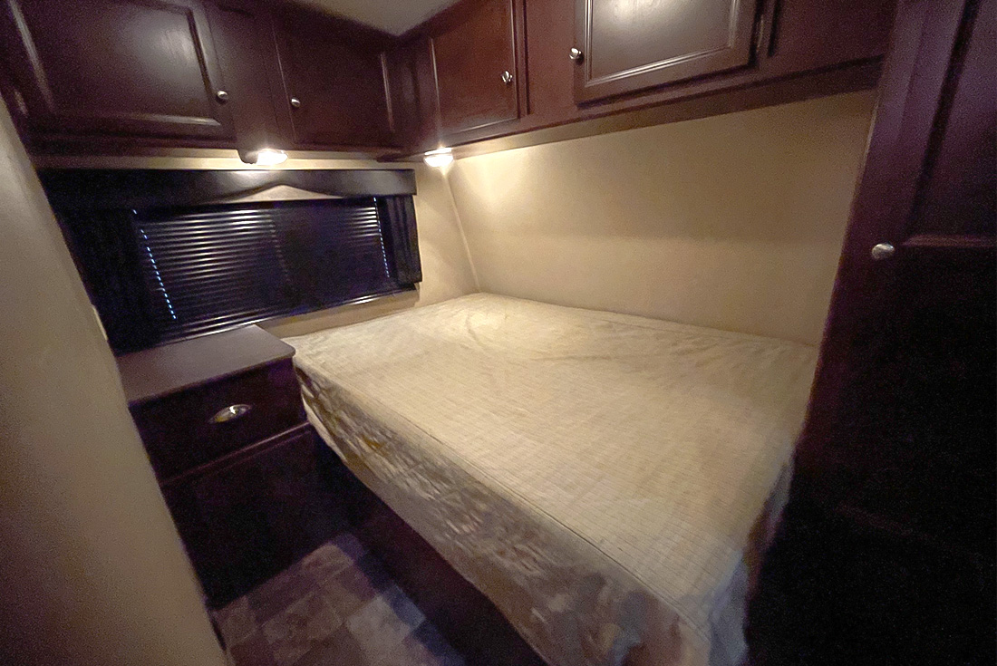 SylvanLakeRV's tweet image. 🚨NEW INVENTORY ALERT🚨
Introducing the 2015 Keystone Rubicon 2100 (Stock 5333). The 12' Garage Toy Hauler will ignite your passion for the open road!
sylvanlakerv.com/listings/2015-…

#PreOwnedRV #RVforsale #reddeeralberta #traveltrailer #toyhauler #keystoneRV