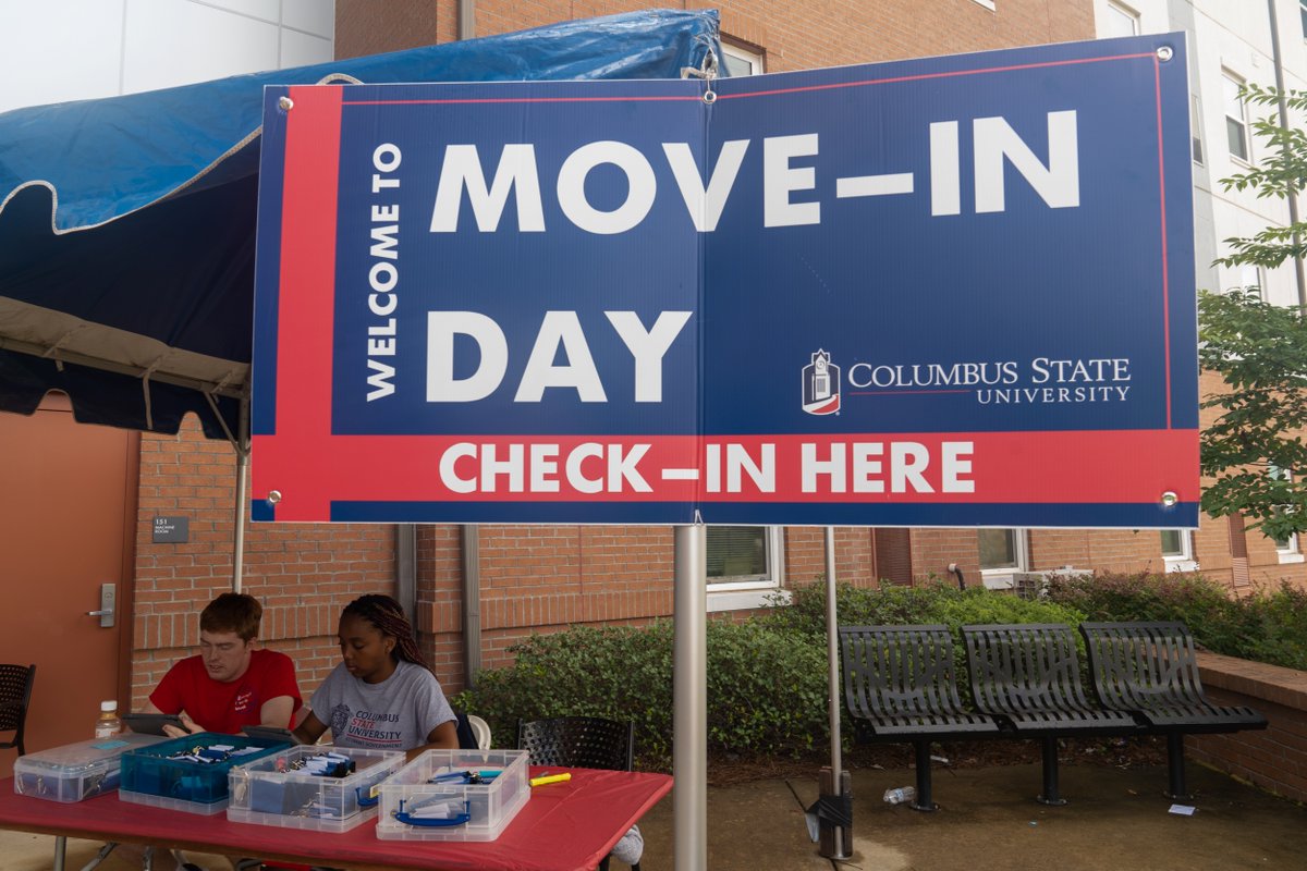 ColumbusState's tweet photo. Fall semester Move-In Week begins Aug. 8! Sign up for a move-in appointment, read our residential guidelines and find more online resources to help you #CreateYourCommunity at CSU. @Admissions_CSU
https://t.co/QLt7mKa6a2 https://t.co/qAS8Lki753