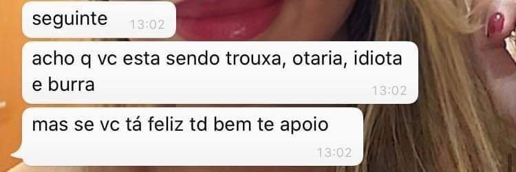 Itspedrito's tweet image. eu sou assim apoiando a minha amiga trouxa