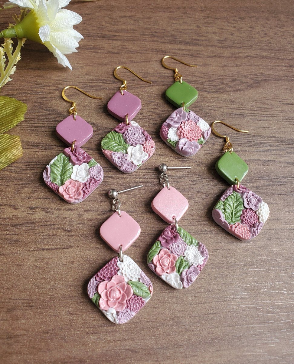 CrochetClayCat's tweet photo. Excited to share the latest addition to my #etsyshop: Cottage Garden Bouquet Polymer Clay Earring | Grandmacore https://t.co/dSrP2CoDWg #etsycreatorco #cottagecore #giftsformom #grandmacore #floralfashion https://t.co/xO9R26idhj