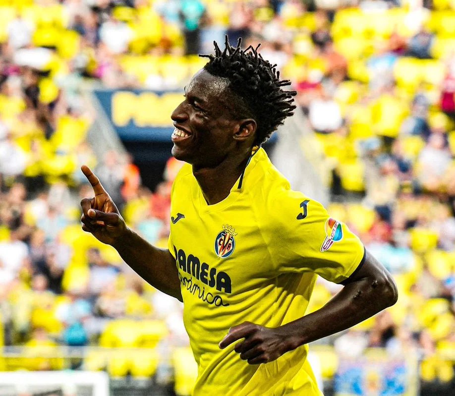 Blue_Footy's tweet photo. Chelsea are really well-informed about Nicholas Jackson. They've had positive conversations to understand the terms of his {€35m} release clause. Chelsea are really well informed. He's not the only option but a concrete option.

{Fabrizio Romano on YouTube} https://t.co/BiKtycyWPb