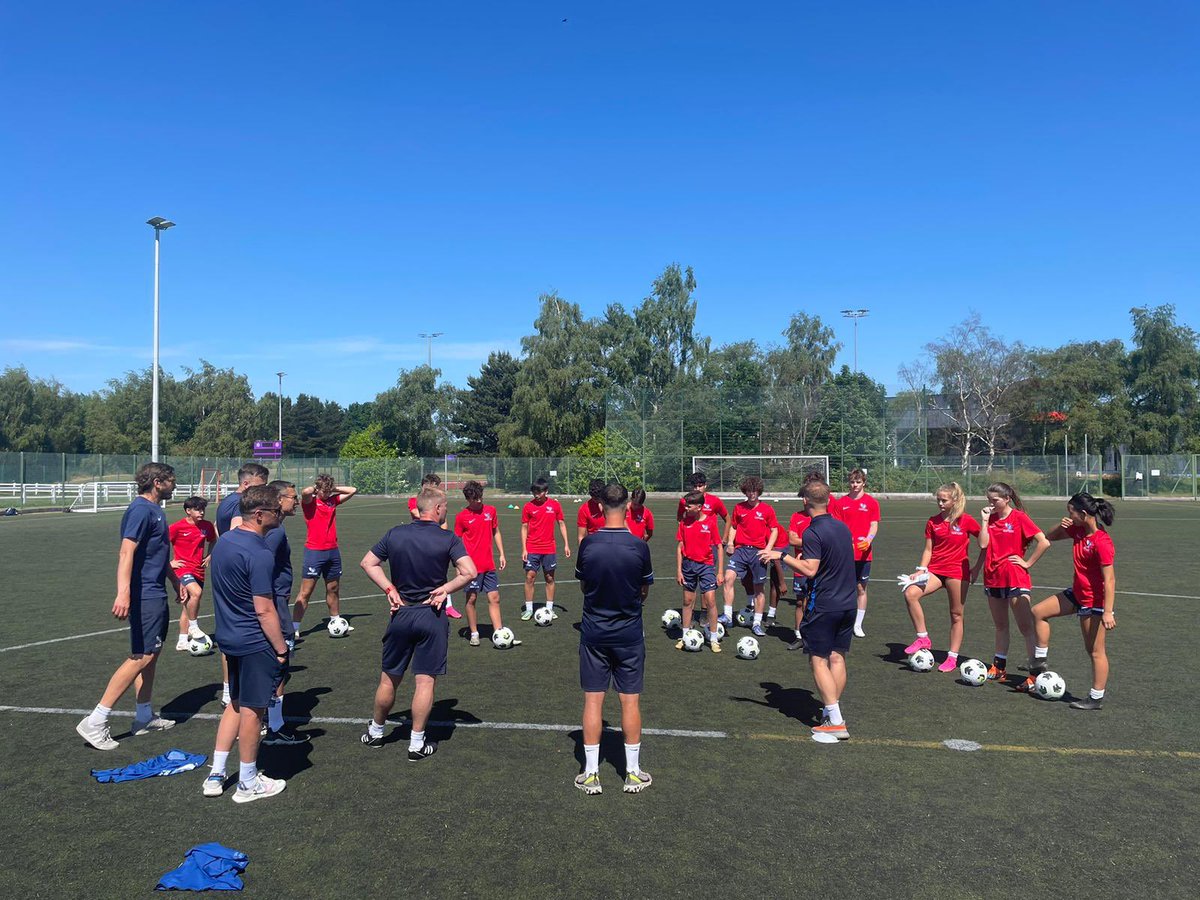 𝐃𝐀𝐘 𝟏: 𝐃𝐨𝐧𝐞 ✅

The first day of our summer programme is done and dusted! Welcome to 🏴󠁧󠁢󠁥󠁮󠁧󠁿 guys, we hope you all had a great first day 🤝

#OneBigFamily | #i2iSoccerAcademy