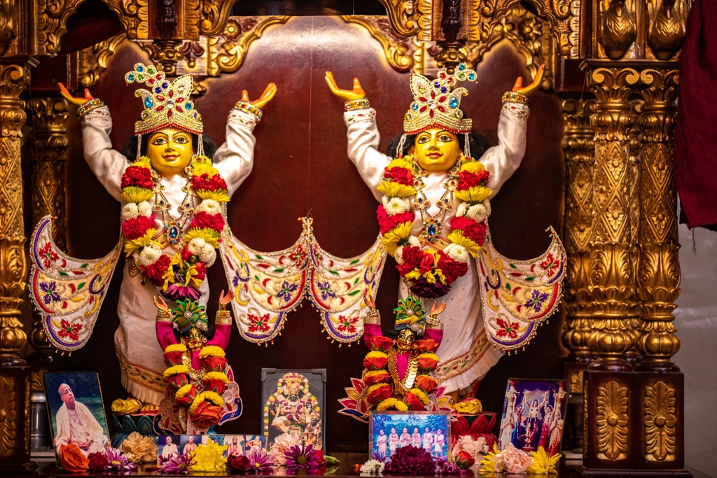 ihfboston's tweet photo. Glimpses of Panihati Festival Celebrations at IHF Boston

#HareKrishna #SrilaPrabhupada #Boston #Temple https://t.co/aqFK6XTqh7
