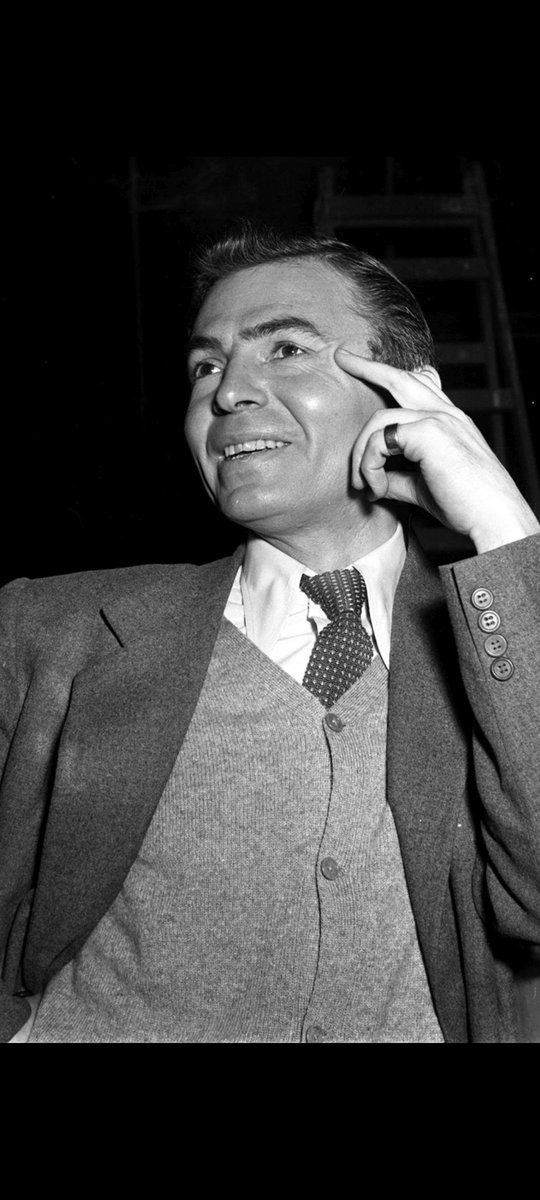 #FotoCinefilia #JamesMason Buenas noches y buena suerte.