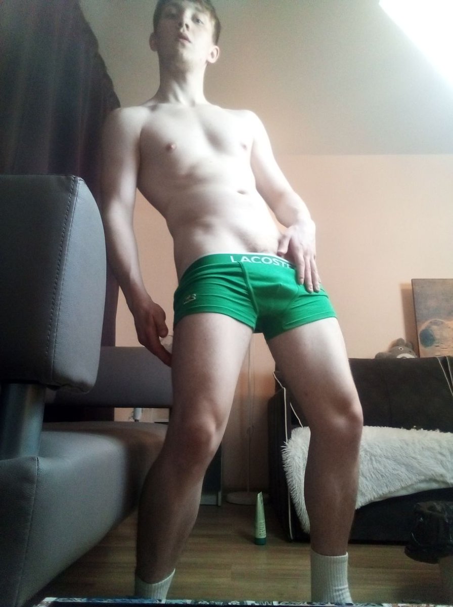 DavidGunS12's tweet photo. Awwww... HOT BOY is here ! 🥵📷#online #cute #camboy #sexy #twink
@stripchat
@striphouse
@StripchatOff
@StripchatVIP
@OnlyTwinksPROMO
@_CherryModels
https://t.co/OoJQg8B7uB https://t.co/npFDTro9ai