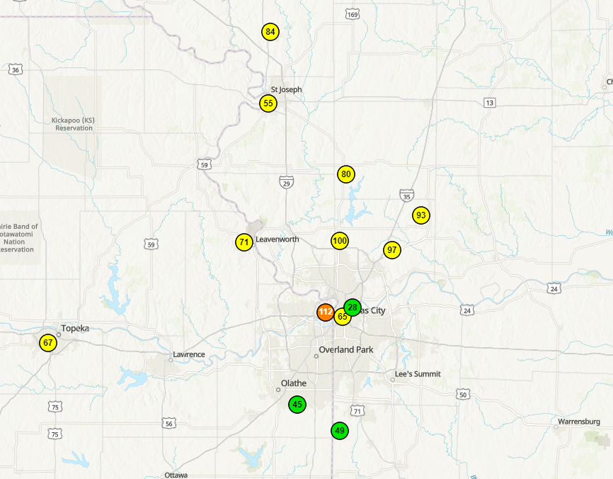 MikeNiccoWX's tweet photo. Ozone Alert!
Air in KCK is currently "Unhealthy for Sensitive Groups".
Tomorrow's forecast is our 5th #OzoneAlert of the season.
#AirQuality once again will be "Unhealthy for Sensitive Groups"
@KSHB41 #KCwx #kswx #mowx https://t.co/nEzohoiX9u