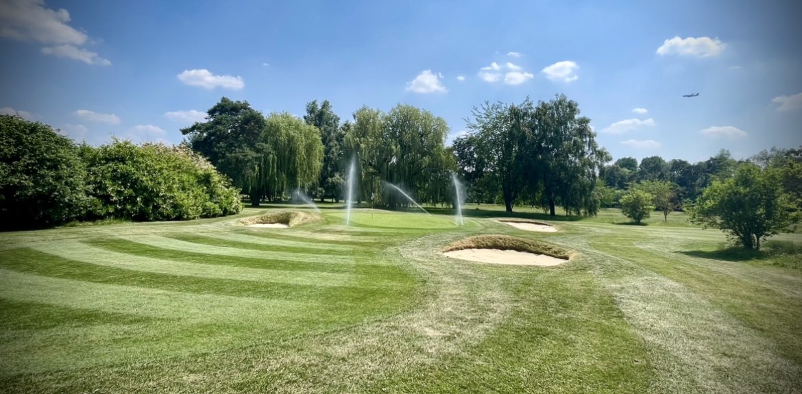 martynmac1980's tweet photo. Really pleased how we are improving the course year on year @cfcjennings & @leemarshallsay
☀️🌧️🌱✂️⛳️📸
#Progress
#Teamwork
#RomeWasNotBuiltInAday https://t.co/AThbpZCmf8