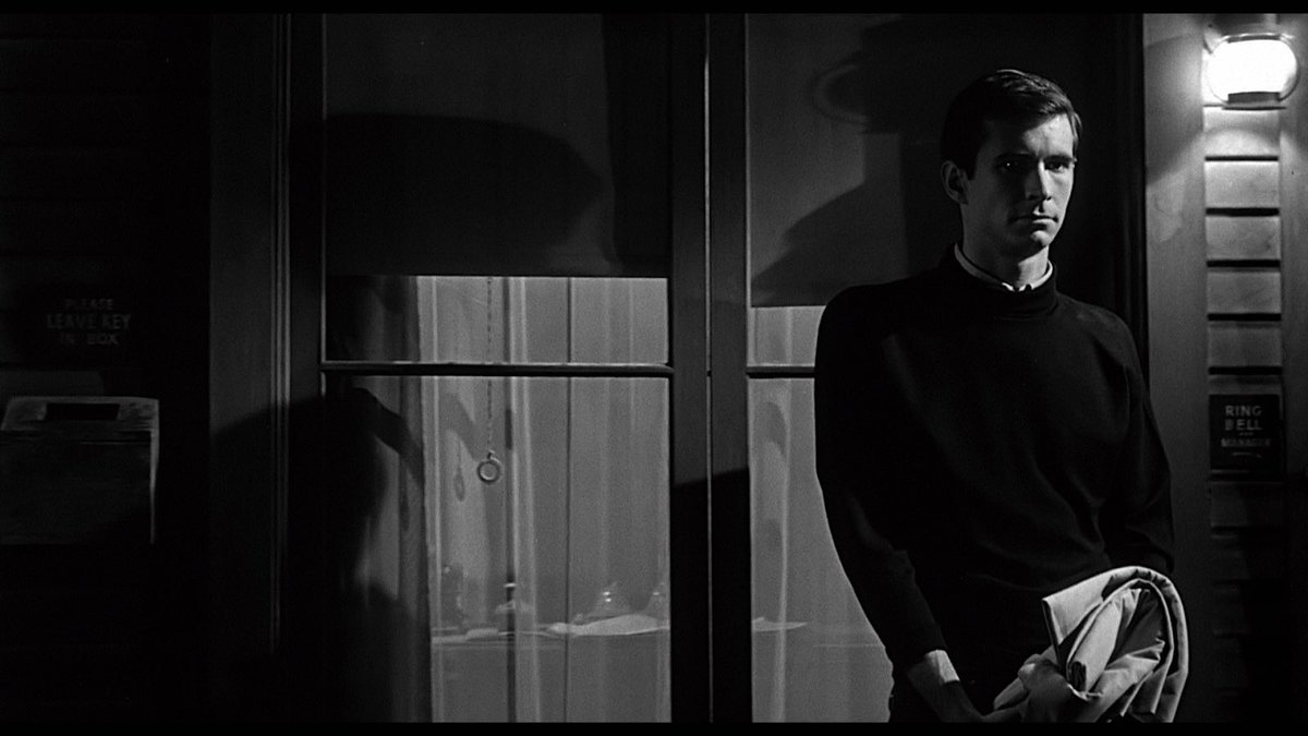 WlXlWl's tweet photo. #Psycho https://t.co/MnSoiwO3JC