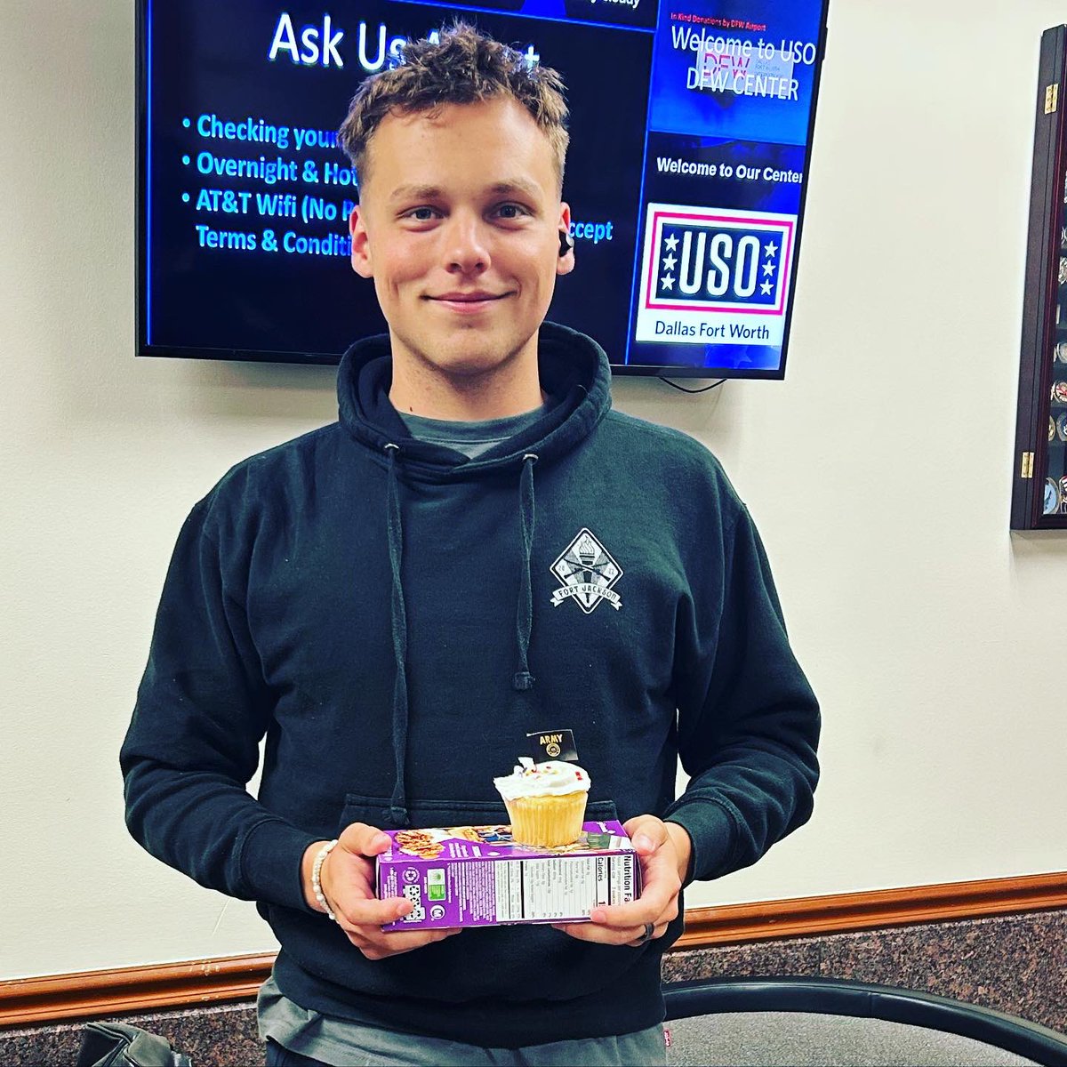 USO Dallas/Fort Worth tweet media