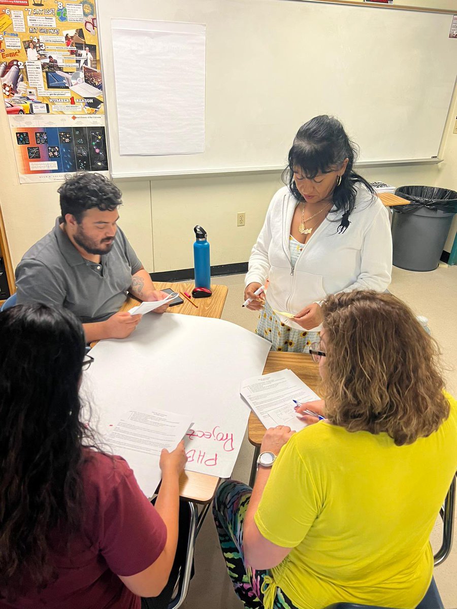 MDCPSSci's tweet photo. Secondary Science Fair Coordinators ran a Mock SRC (Scientific Review Committee) and shared their findings! #WeLoveOurScienceEducators β€οΈ @AileenVega123 @WendyForteza @DaneMDCPS @NestorEMarcia @MDCPSSTEAM @MDCPSAcademics @STEAMDesignated @Delacamara5 https://t.co/5aKyP7vWh4