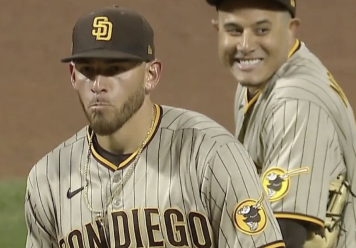mickeykoke's tweet photo. The Mets have been popped for this twice now. The Padres have yet to have this problem. Weird... https://t.co/u4UDnxpLoN