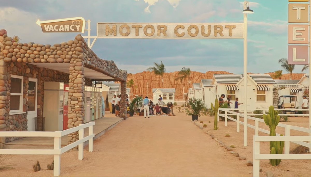 DiscussingFilm's tweet photo. An entire town was built in the middle of Spain for Wes Anderson’s ‘ASTEROID CITY’.

Read our review: https://t.co/N8n26XqqQM https://t.co/YdSeKHzY01