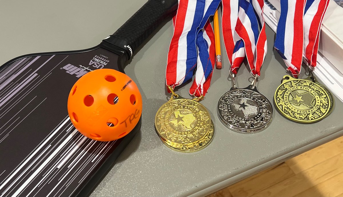 CmdrColeman's tweet photo. Texas Police Games inaugural Pickleball Doubles Tournament is live in @ElPasoTXGov. Competitors and their guests in Competitive and Rec Round Robins. https://t.co/MUP8bk2vQX