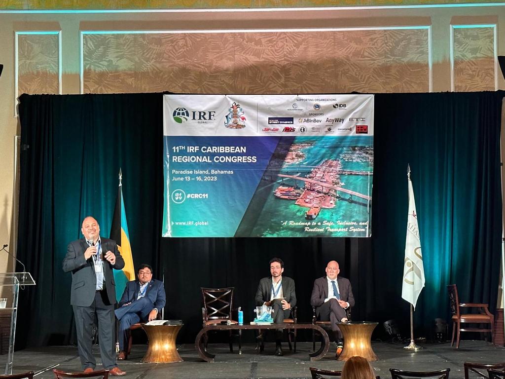 IRF_global's tweet photo. Edgar Zamora, Safer Journeys Regional Leader - Americas, addresses #Pedestriansafety in the Caribbean at the 11th IRF Caribbean Regional Congress, Nassau, The Bahamas.
#CRC11 https://t.co/8qqrXiUk2l