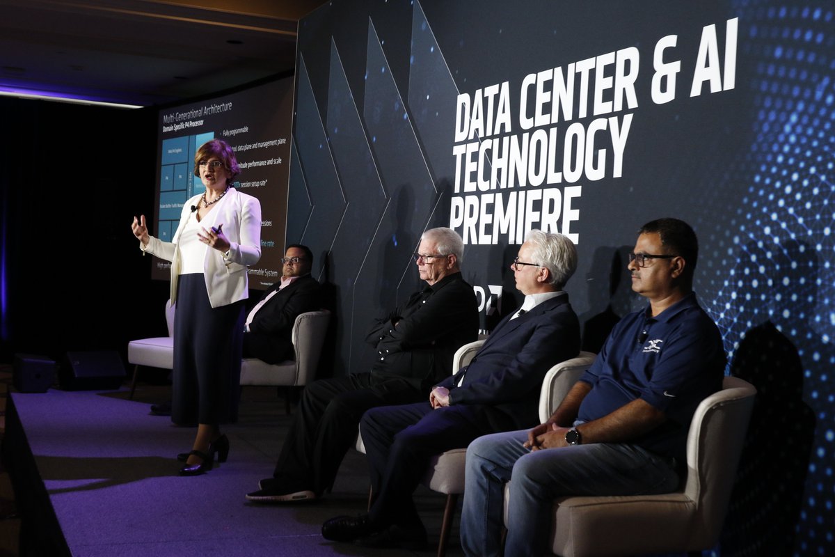 prem_jain2's tweet photo. Insightful discussion among @SoniJiandani and our valued customers and partners on the future of @AMDNetworking #technology yesterday in San Francisco. Stream it now: https://t.co/rIRTzYn9YA https://t.co/ELSfDJloPg