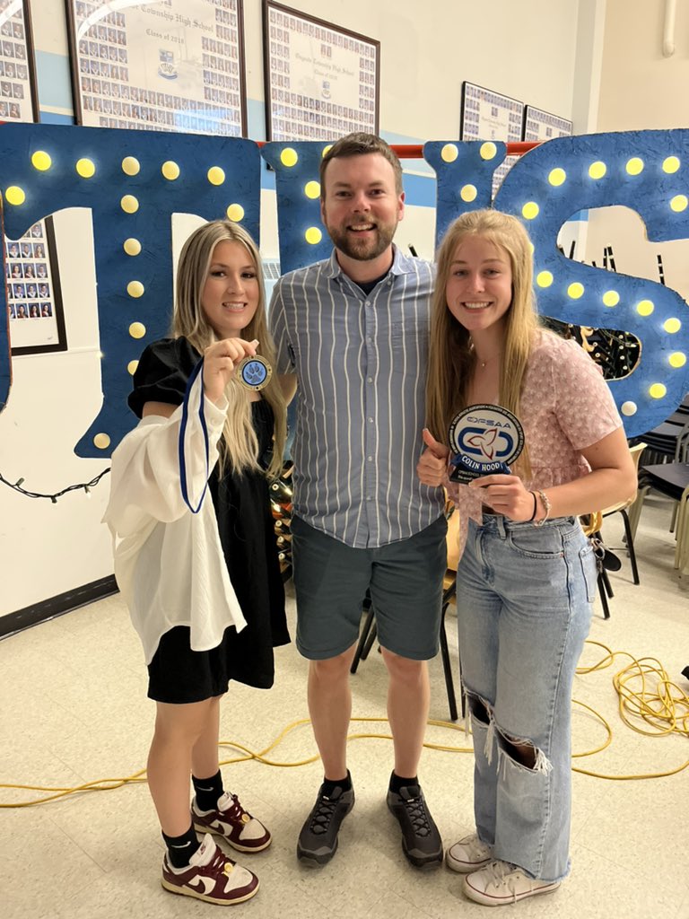 Thankful for the opportunity to receive the OFSAA Collin Hood Award at OTHS’ athletic banquet. That’s a wrap on high school sports! Onto a new chapter… :)