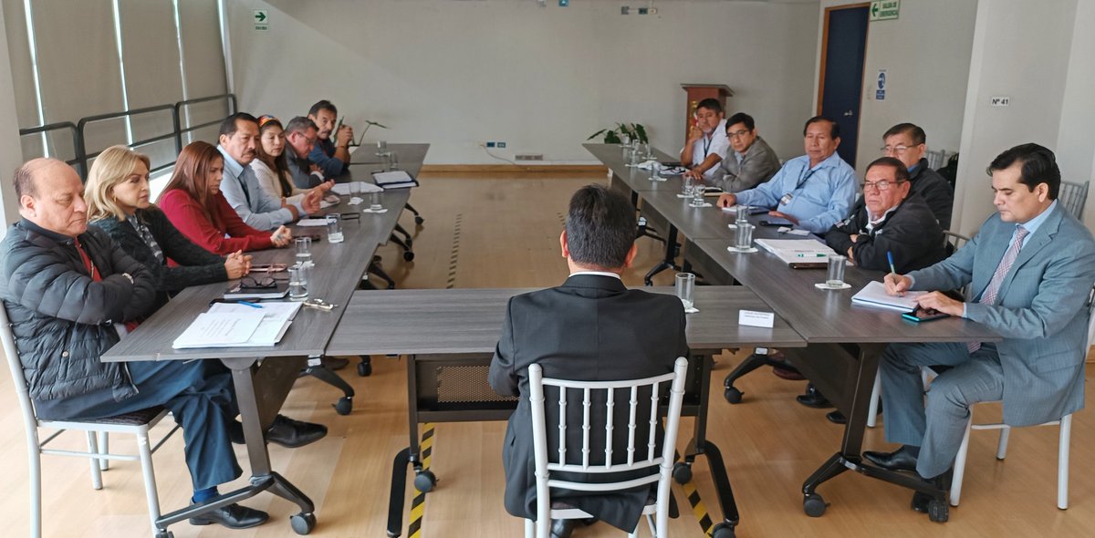 Confederaciones de Trabajadores Estatales (CTE, CTE, UNASSE, CONFETEP y CONASEP) se reunieron con el Defensor del Pueblo <a href="/Defensoria_Peru/">Defensoría del Pueblo</a>, Dr. Josué Gutiérrez. Advirtieron Paro Nacional para el 20 y 21 de junio ante negligencia del gobierno <a href="/pcmperu/">Consejo de Ministros</a> de atender demandas en #NCC