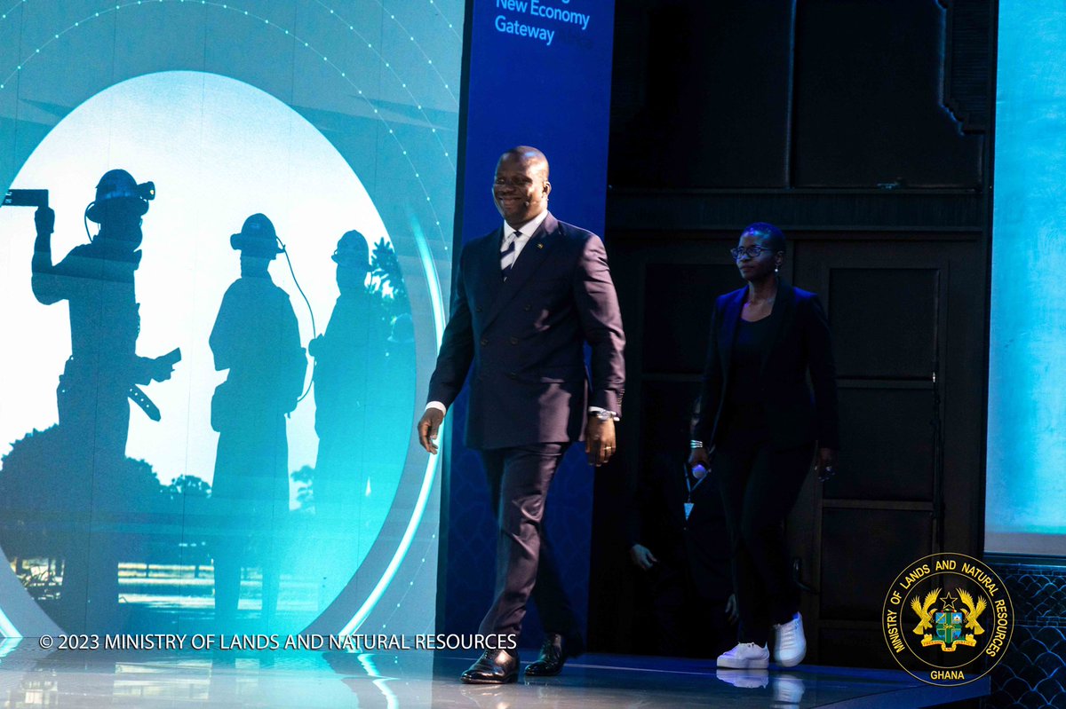 SamuelAJinapor's tweet photo. Today, Wednesday, 14th June, 2023, at the invitation of BloombergNEF, I participated in the Bloomberg New Economy Africa Conference, held at Marrakech, Morocco, on the consequential issue of the exploitation and management of Africa’s green minerals. 
1/8 https://t.co/Ik0Tj3Vj88