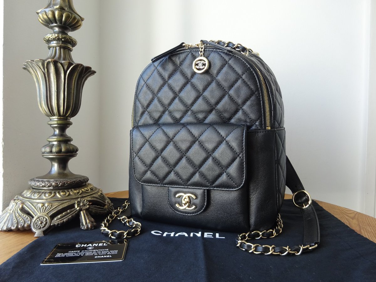 Chanel 19C CC Day Backpack>npnbags.co.uk/naughtipidgins… #prelovedchanel #preloveddesigner #sustainablefashion #usedisthenewnew #circularfashion #shoppreloved #slowfashion #secondhandstyle #sustainableluxury #secondhandluxury