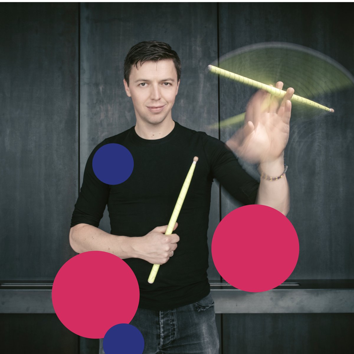 What_the_FAQ_'s tweet image. Über 300 Menschen waren in den letzten 7 Jahren schon auf unseren Bühnen zu Gast: faq-bregenzerwald.com/akteurinnen Wir freuen uns schon sehr auf das diesjährige Line-up an tollen Menschen –z.B. diesen hier: 😍 @GrubingerMartin 🥁❤️‍🔥🚀 (👀🙏 @ArminWolf )