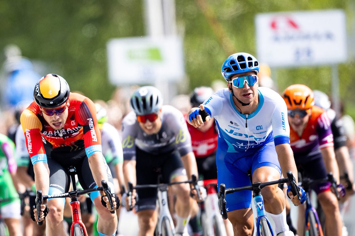 GaliCycling's tweet photo. #ADayAtTheRaces 🏁

🇨🇭 @tds 4/8 ⛰️
🏆 @FelixGall 🇦🇹 @AG2RCITROENTEAM
🎽 @FelixGall 🇦🇹 @AG2RCITROENTEAM
📸 @GettySport

🇸🇮 @TourOfSlovenia 1/5
🏆 @DylanGroenewegen 🇳🇱 @GreenEDGEteam 
🎽 @DylanGroenewegen 🇳🇱 @GreenEDGEteam https://t.co/ATwuxoQxII