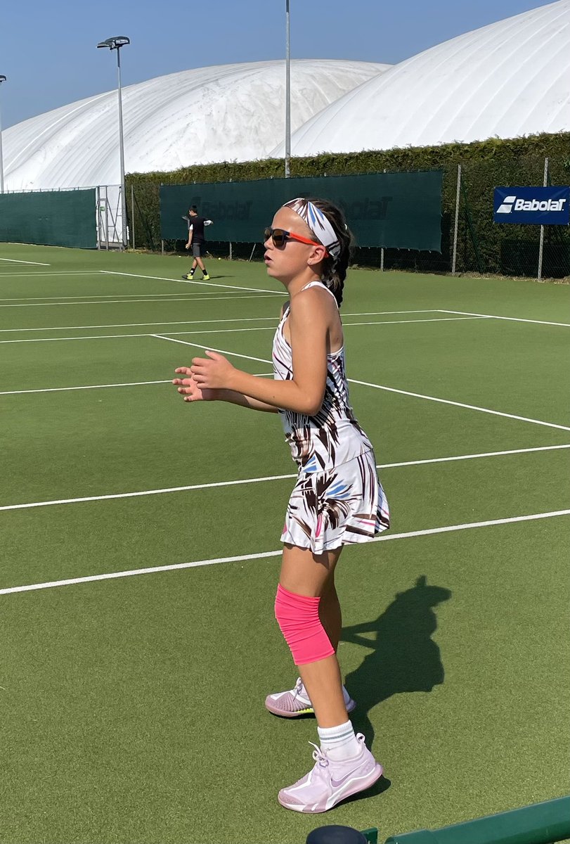 lottilordy's tweet photo. I’ve had an absolutely amazing week playing in the @TennisEurope tournament @HaltonTennis.  Such great tennis 🎾 &amp; such great fun. 

According to one court supervisor I won “best dressed” 😀😂 

@ZoeAlexanderUK @boom_redhill @RedhillTennis https://t.co/IdgGEwCfrR