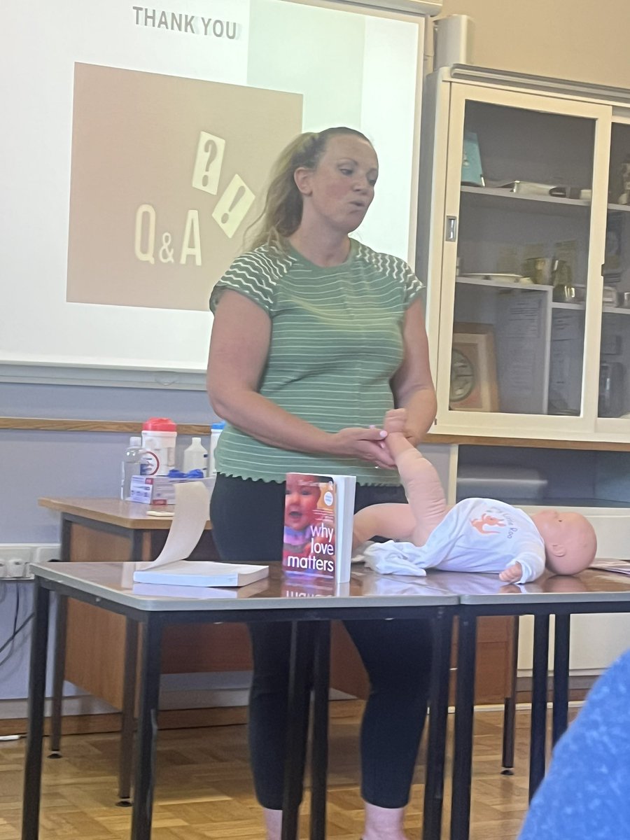 SIGPeP's tweet photo. Absolutely terrific talk #babymassage #positivetouch #infantmassage with @KarenPrunty2 today @CHI_Ireland for Infant Mental Health Awareness Week 2023 #IMHAW2023 A superb way to empower parents #warminghands #handhugs #fingerhugs w/ways to connect + nurture baby @Jennydunnecooke https://t.co/CRTOu2yPUm