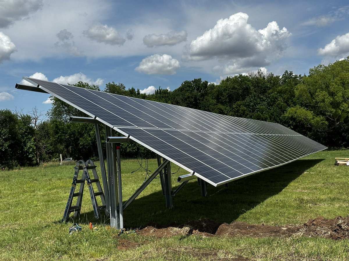 pinevillageks's tweet photo. Every day we come in excited to see where they are in the process! 
#solarenergy #gogreen #solarpower #pvrocks #notyourgrandmasnursinghome https://t.co/vJbk5ldZyn