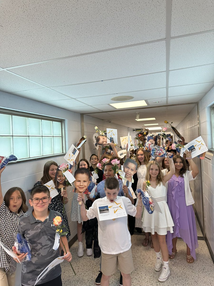 Mrs. Boon & Mrs. Charles tweet media