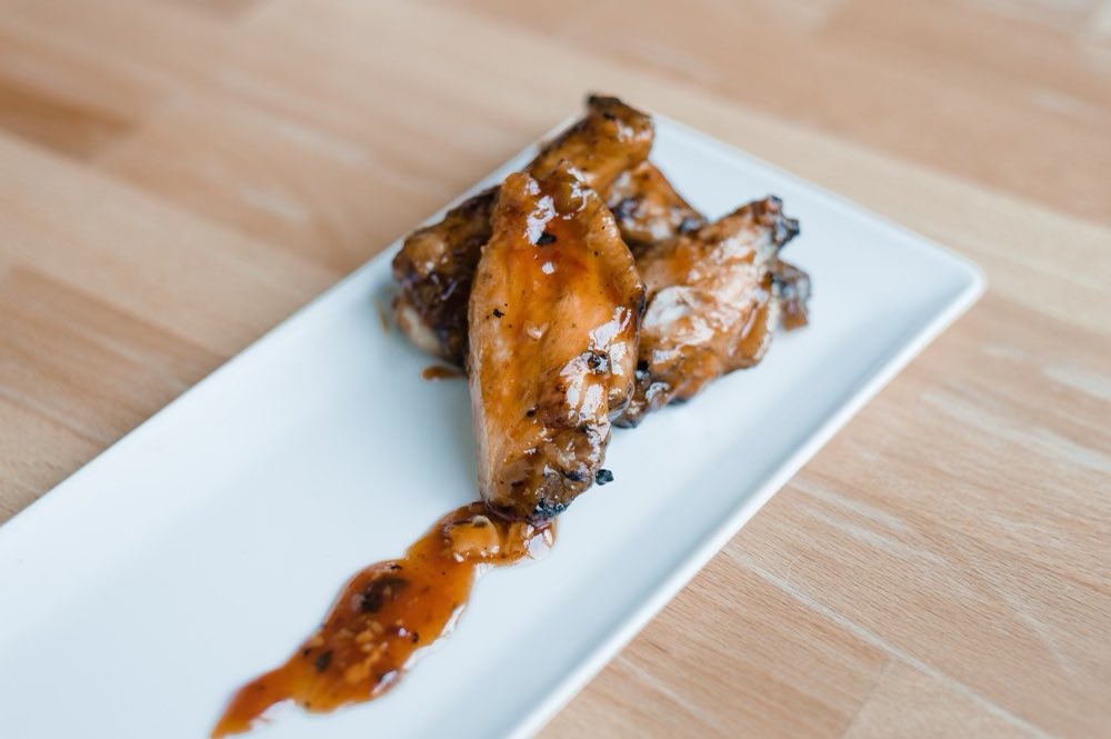 chefjordan247's tweet photo. Sweet T’s Wings 🍗!

One of many menu items I want to bring back to the city. Vote for me today!

You can vote here or find the link in my bio: https://t.co/nnjbPDy8rN

#favchef #favchef2023 #wingwednesday #jordansbistro #dmvchef #DMV https://t.co/5w70rkIRKK
