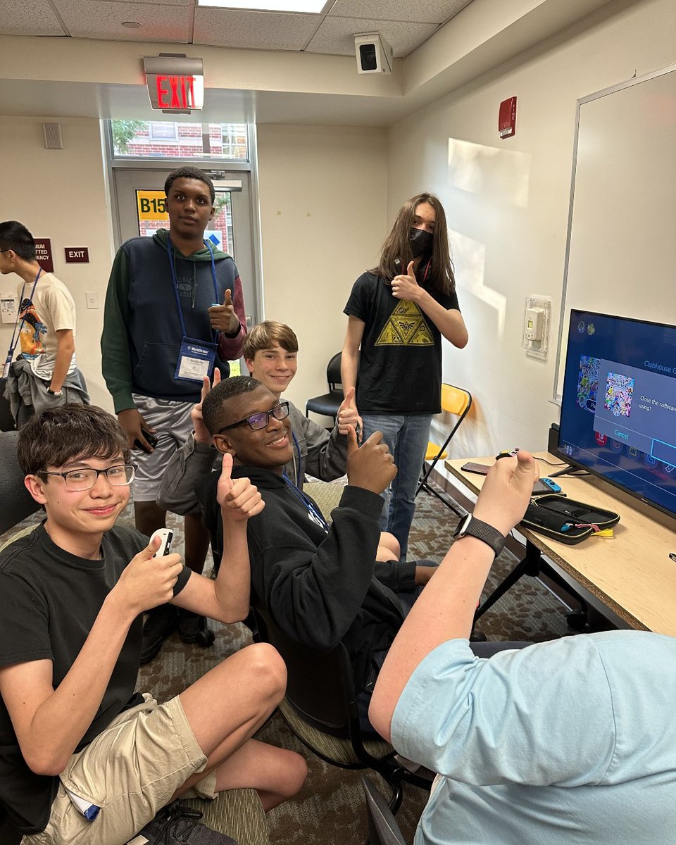 EnvisionByWS's tweet photo. Gaming & Tech Scholars are taking their skills to next level! ๐ฅ๏ธ๐๐ก
From coding to game designs to outside activities, excitement is off the charts. Let the games begin! ๐ฎ๐น๏ธ
๐ธ Game & Technology Academy, powered by George Mason University
#envisionexperience #gaming https://t.co/xYrd6ADPKj