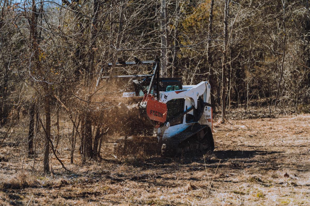 CEGltd's tweet photo. Fecon to Hold Charity Auction for Children of Fallen Patriots Foundation #Attachments #Auctions #Fecon #ForestryNews #Philanthropy  https://t.co/9UtI68SnZO https://t.co/GiGQIydkQW