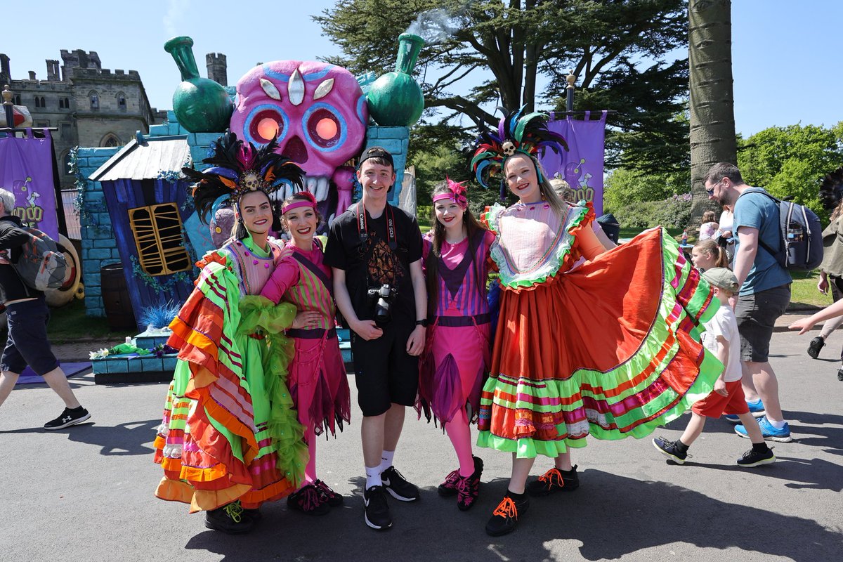 We are into the last week of Mardi Gras at @altontowers have you been to the event this year? 

#altontowers #altontowersresort #ukthemepark #mardigras #altontowersmardigras #altontowersmardigras2023 #altontowersphotography #altontowersslideshow #themeparkphotos  #photography