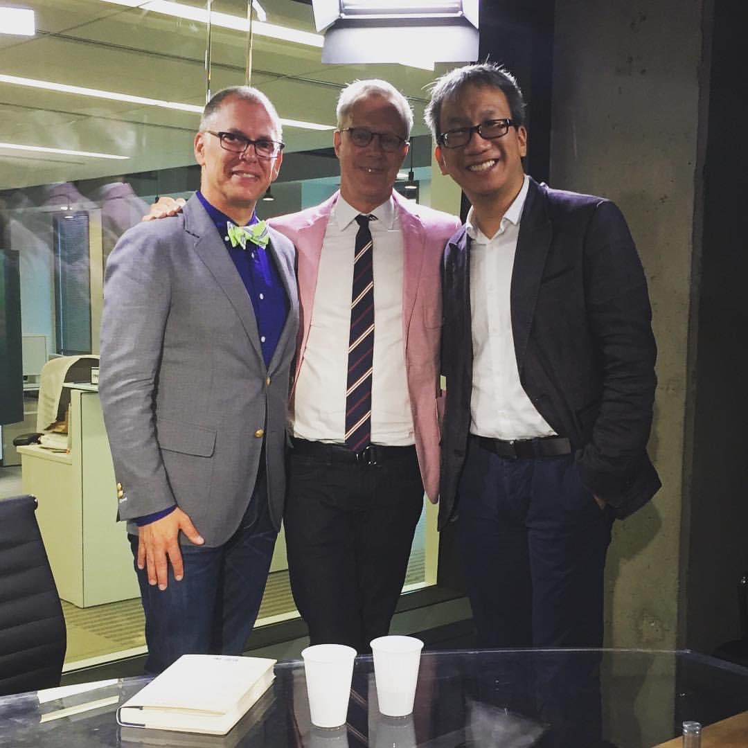 Del Walker on Twitter ""Drop a cool photo of you doing your job" Once